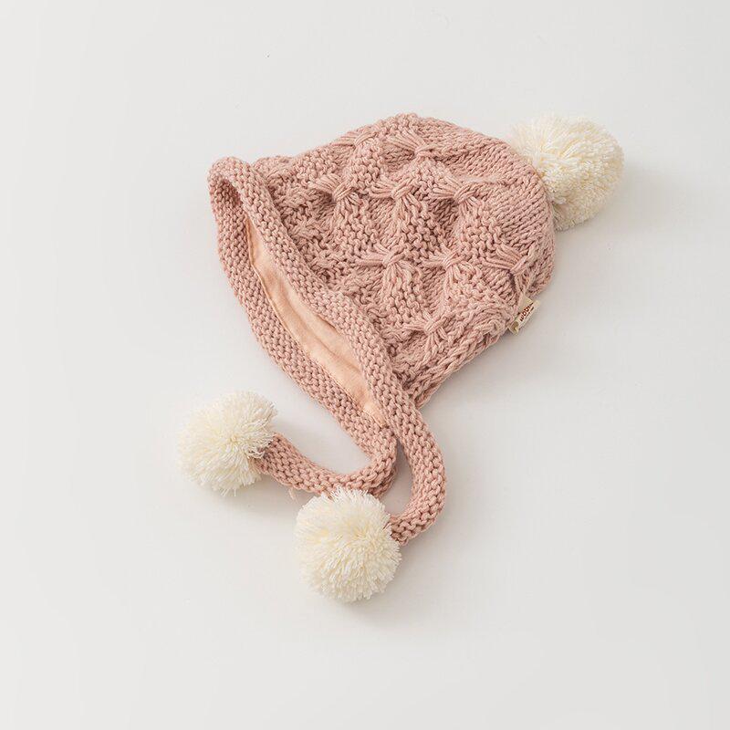 Korean-Style Hand-Knitted Wool Hat for Newborns – Warm, Windproof, and Ear-Protective for Boys and Girls.