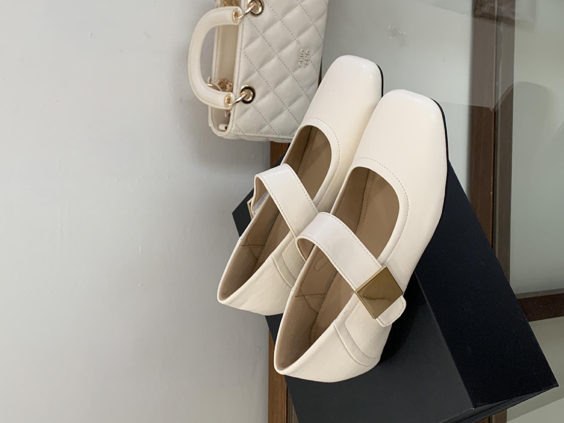 Women s Square Toe Summer Pumps - Fashionable Footwear 35 грязно-белый