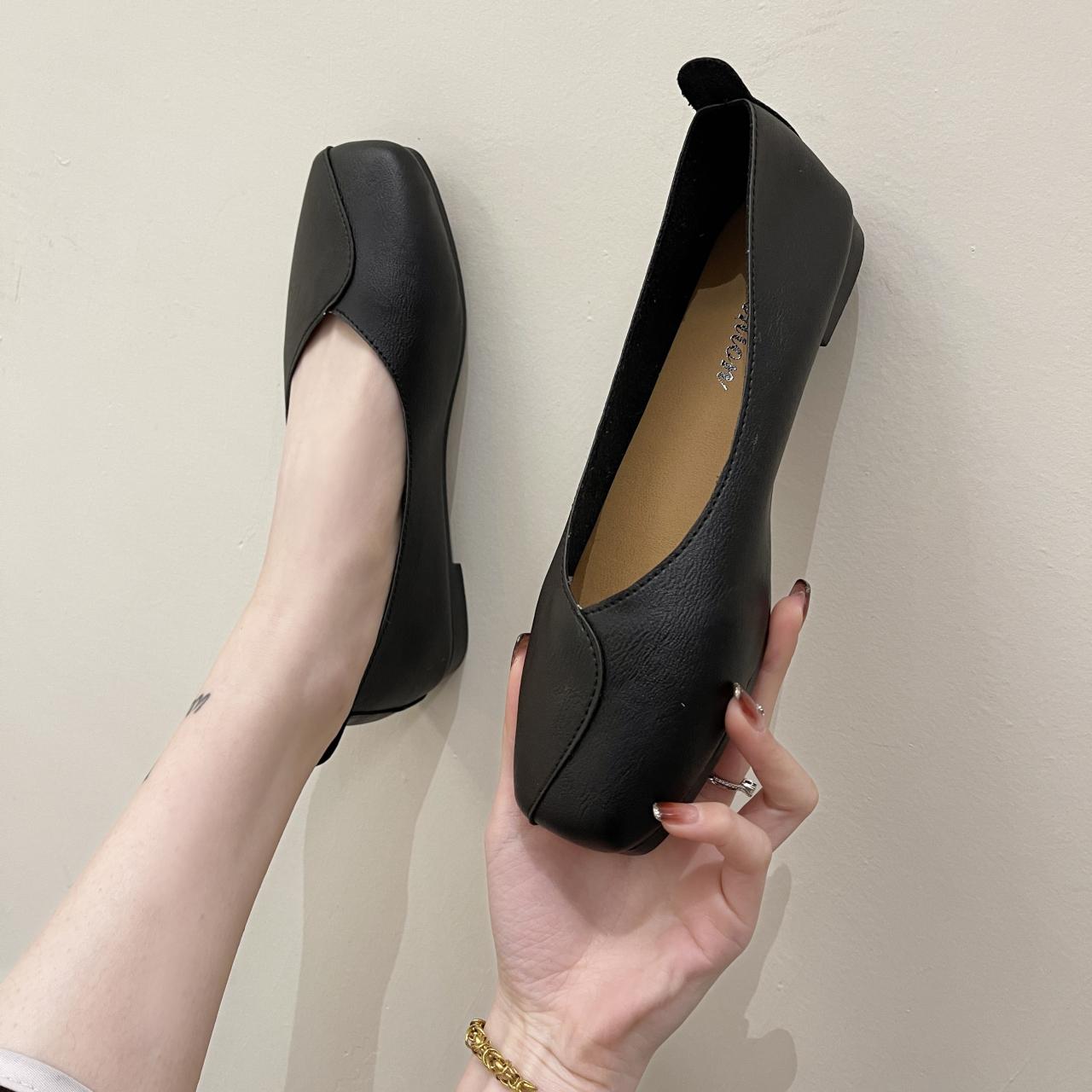 

Модная новая обувь для женщин Ретро женские балетки Обувь слипоны Лоферы Квадратный носок Неглубокий вырез Женская повседневная обувь Легкая 35