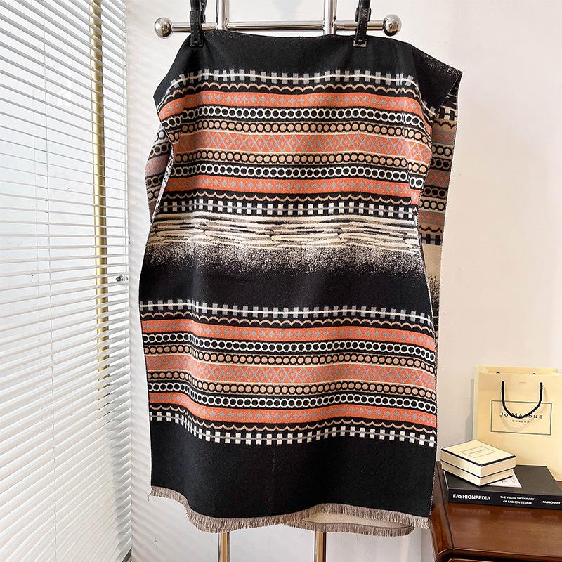 Tassels Thickened Scarfs In Autumn And Winter, With A Loose Shawl, A Sense Of Luxury, A Travel Cape Woman