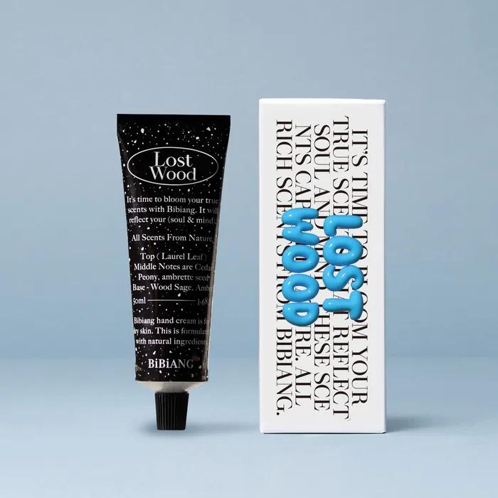 

Perfume Hand Cream Lostwood [Soft Woody Scent]