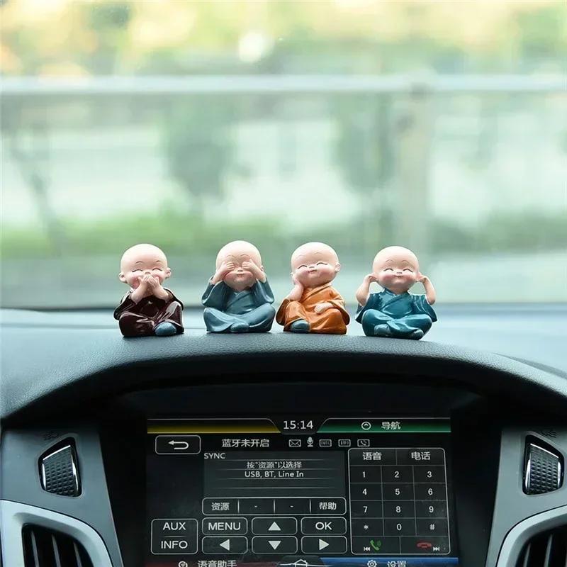 4Pcs/Set Resin Crafts Gift Lovely Little Monk Sculptures Cute Monks Buddha Statues Creative Buddha Dolls Table Car Decoration