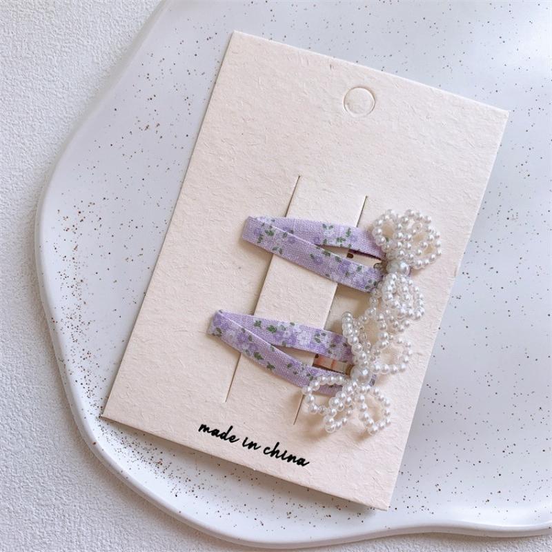

New cute beaded bow floral BB clips.Secure side hairs & bangs well.Pair-pack design is cost-effective. Sweet, lovely must-haves ONE SIZE FITS MOST&CLOTH