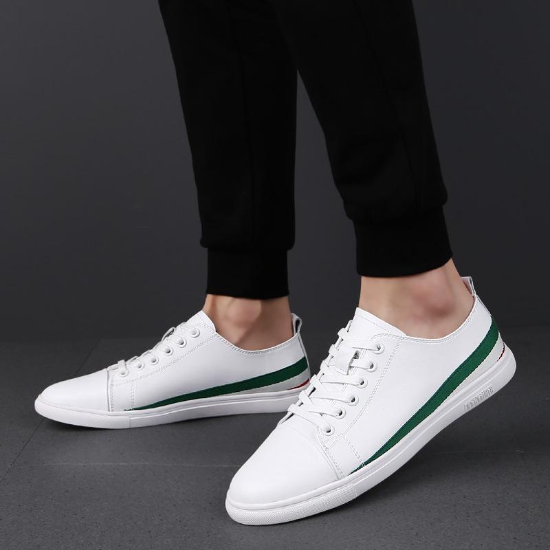 Summer Men'S Shoes Breathable British Casual Shoes Spring Board Shoes Korean Version Of Fashion Driving Leather Shoes Men'S Cowhide White Shoes Tide