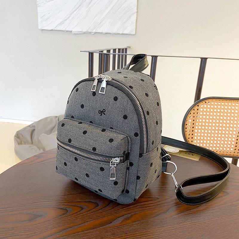 

Маленький рюкзак в горошек с бантом 2025 новый черный и серый многофункциональная наплечная сумка-мессенджер женский дорожный рюкзак чёрный