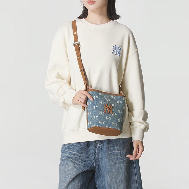 MLB Unisex All-Season Athleisure Shoulder Bag