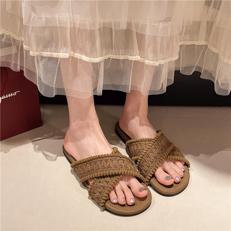 Fashion 2025 New Summer Elegant Fish Mouth Casual Outside Beach Slippers Fashionable Comfortable Round Toe Flat Slippers for Women