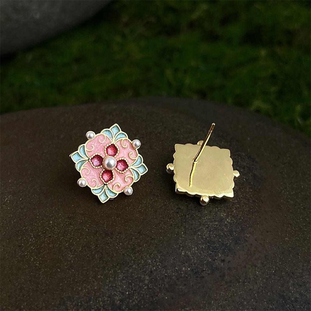 18k Gold Plated Enamel Drip Glaze Retro Stud Earrings: Ethnic Color Block Luxury for Women