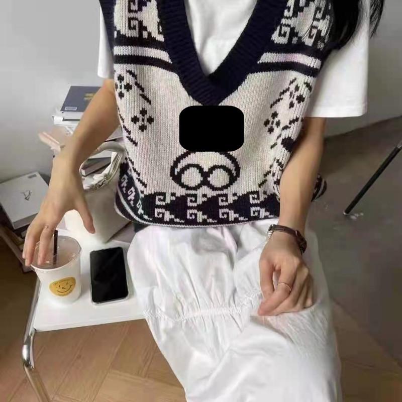 Korean Fashion Sweater Vest Women V Neck Sleeveless Autumn Harajuku Doodle Bear Loose Knitted Pullover