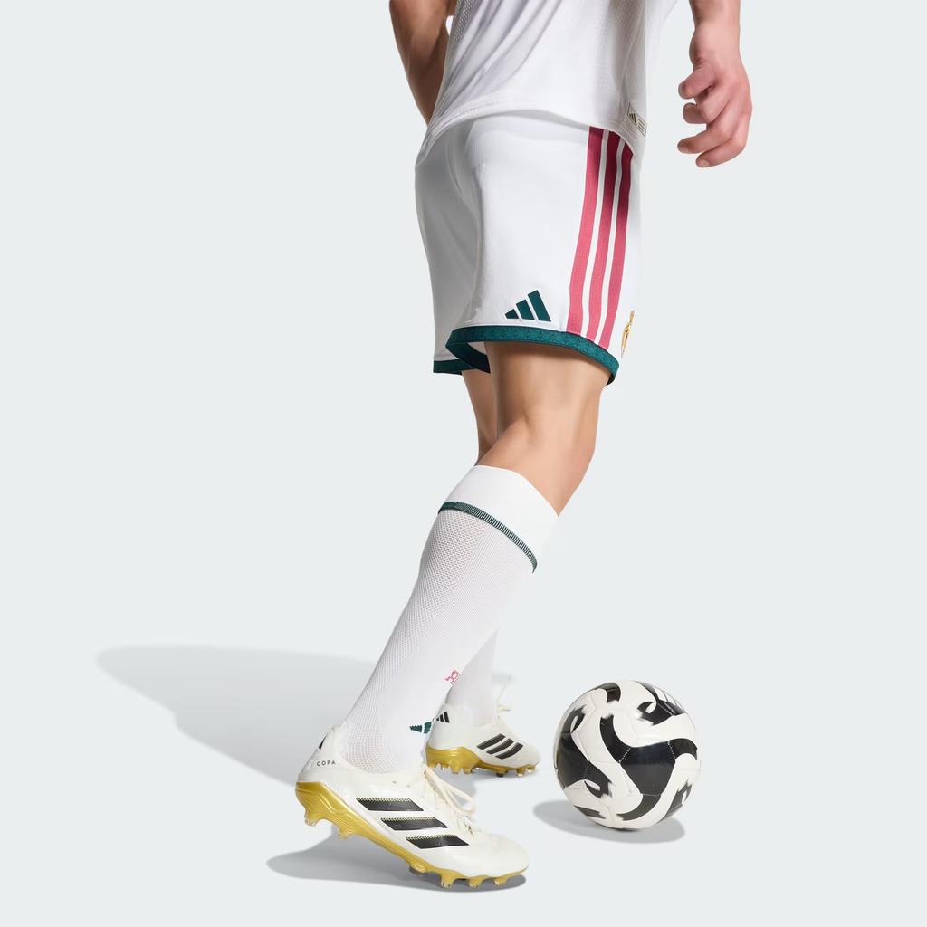 Adidas Real Madrid 26/27 Season Home Player Version Quick-Dry Stripe Football Shorts Men shorts JZ7208