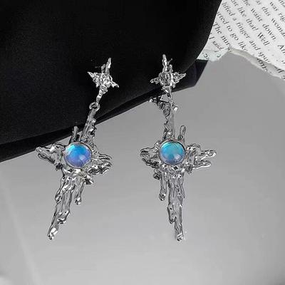 Yousheng 1 Paire Boucles d'Oreilles Pendantes Métal Liquide Irrégulier Longue Frange Hip Hop Lustre Brillant Cadeau Décoratif Femme Croix Lune Fausse Pierre Pendentif Clou