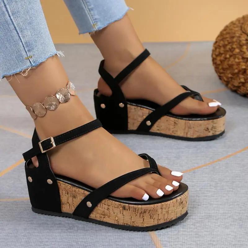 Fashion Women Wedges Platform Clip Toe Sandals Summer Rivets Design Roman Woman Sandels Hot Seller Beach Holidays Sandalias Du Mujer