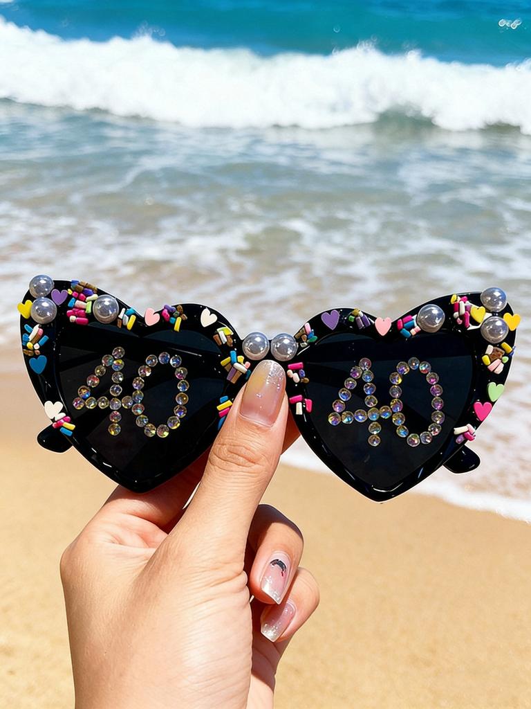 2026 Lovely Birthday Gift with Diamond-encrusted and Pasted Sunglasses for Women Cute Sun Glasses Romantic Party Gift KJ186
