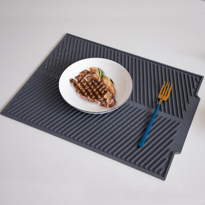 Silicone Non-Slip Heat Insulation Drain Mat for Kitchen and Dining Table