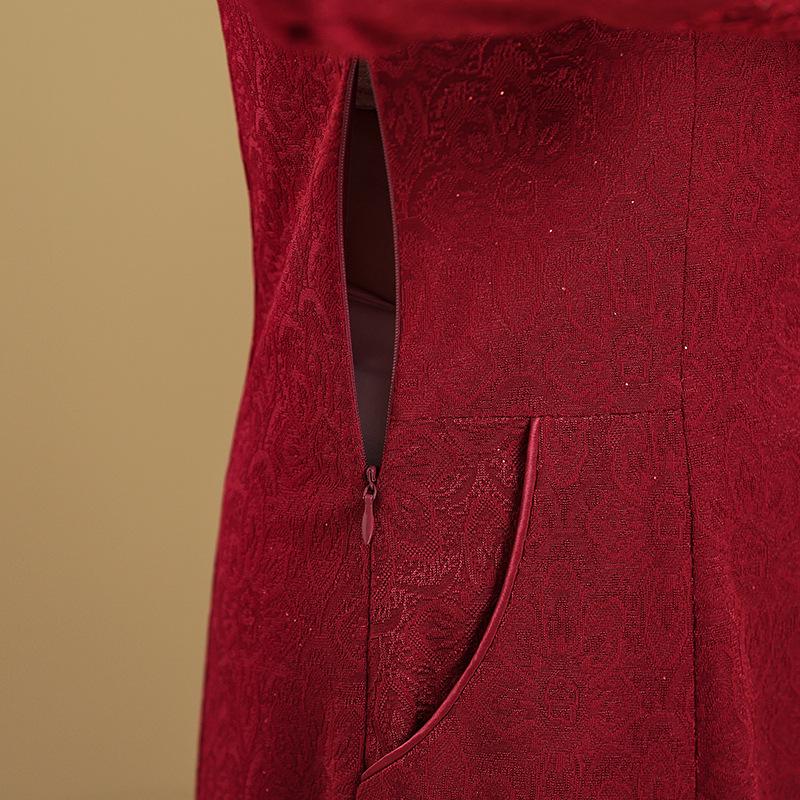 Elegant Spring Dress for Mother of the Bride or Wedding Guest - Stylish Attire for Middle-Aged and Elderly Women
