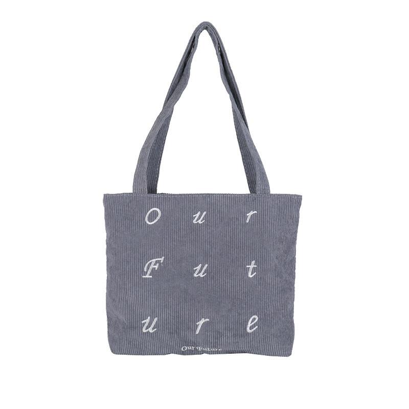 

Большая вельветовая сумка-тоут для женщин со стильными вышитыми буквами для осенне-зимней моды серый