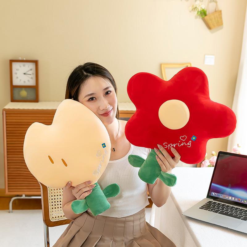 Creative Little Safflower Throw Pillow Girl Heart Tulip Throw Pillow Bed Plush Toy Sofa Cushion Doll Gift