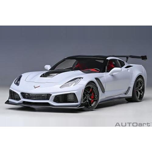 AUTOart 1/18 scale Chevrolet Corvette (C7) ZR1 Gray Metallic Finished Product
