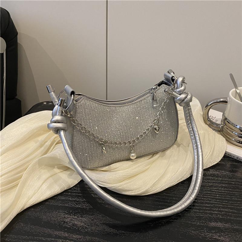 This year's popular shoulder bag women's bag 2025 new trendy literary and foreign style chain messenger bag fashionable chain dumpling bag