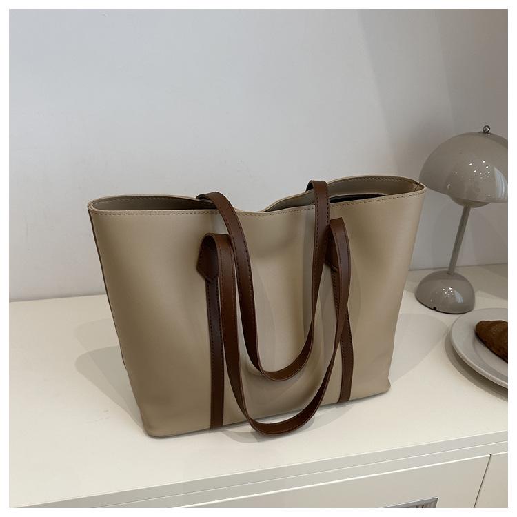 

Мода 2024 року: Ретро корейського стилю великої місткості однотонна сумка-тоут через плече для жінок хакі