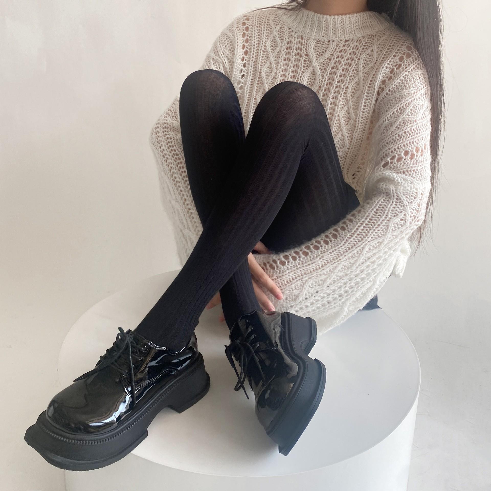 

Осень-зима женские колготки однотонные черные белые JK Lolita длинные обтягивающие носки вертикальные полосы хлопковые носки выше колена чёрный