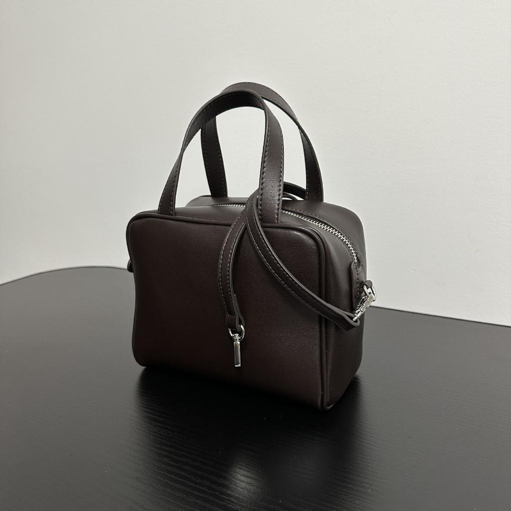 TR same Ray small square bag, leather simple portable shoulder messenger bag, tofu bag, hand carry camera bag, tote bag