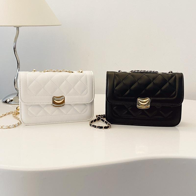 Rhombus Indentation Advanced Sense Foreign Style Versatile Small Square Bag Women's Fashion Casual Personality New Chain Messenger Bag