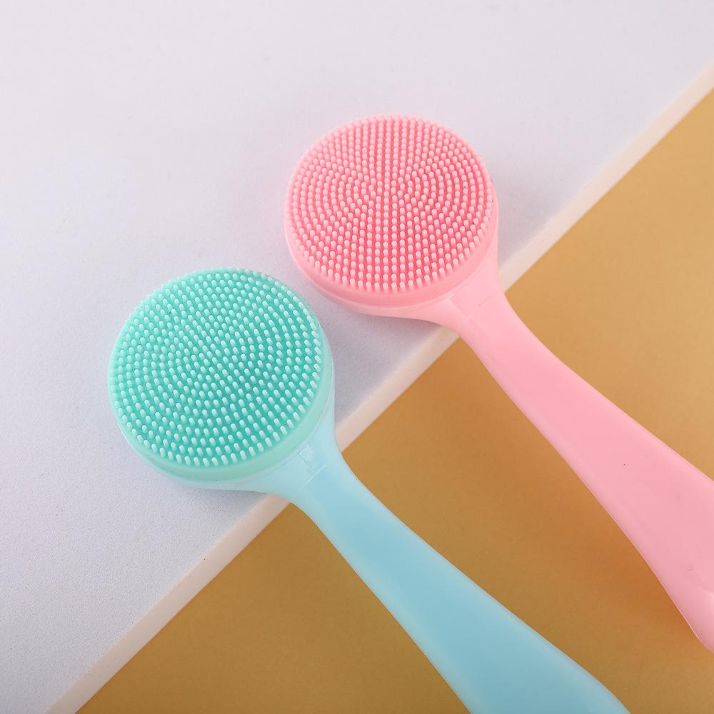 Portable Silicone Facial Cleansing Brush - Soft Touch, Makeup & Blackhead Removal Tool