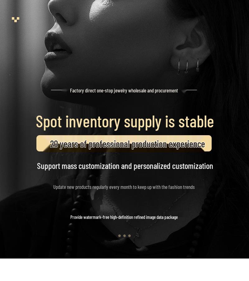 Unisex-Halskette aus Edelstahl mit vollem Diamant-Notenschlüssel - Einfaches, vielseitiges Design (PN-2229)