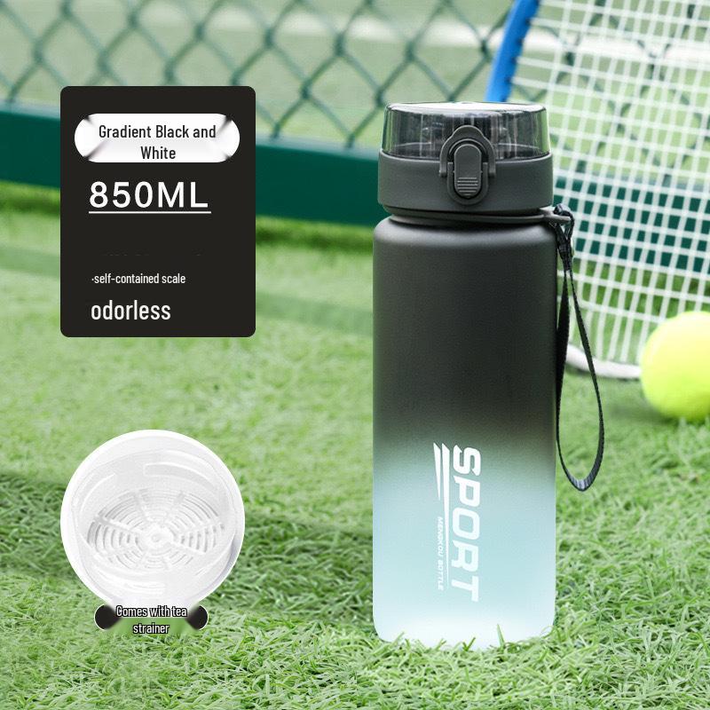 Casino Frosted Sports Water Bottle: Creative Portable Plastic Cup with Lid for Men and Women