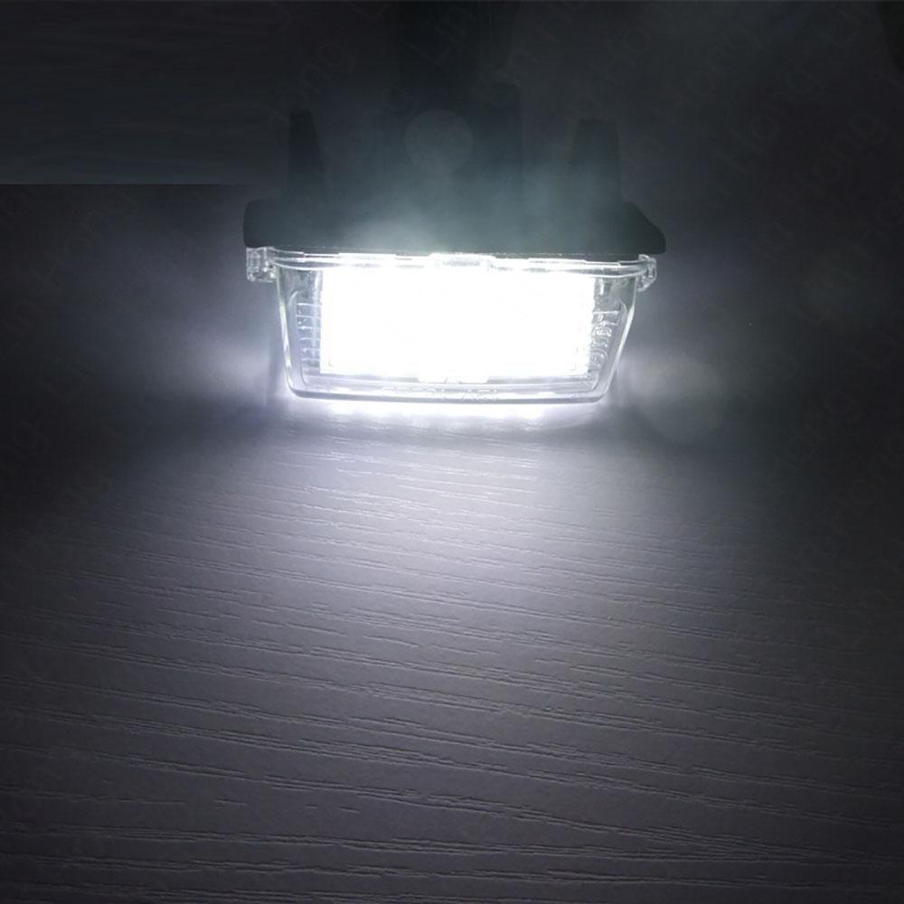 2Pcs LED License Plate Light For Toyota Yaris Prius Camry Corolla Ractis Verso