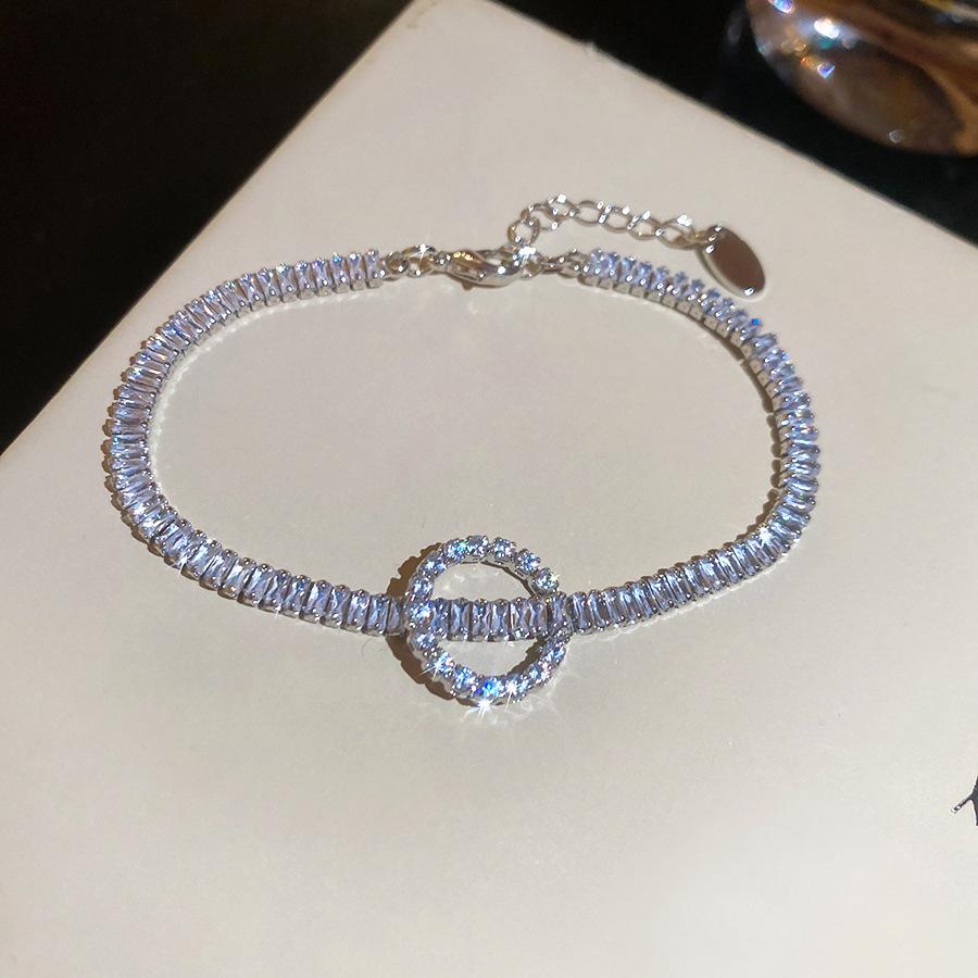 Französisches Zirkonia-Zuckerwürfel-Armband - Elegantes Light-Luxury-Armband für frische, einfache Mode