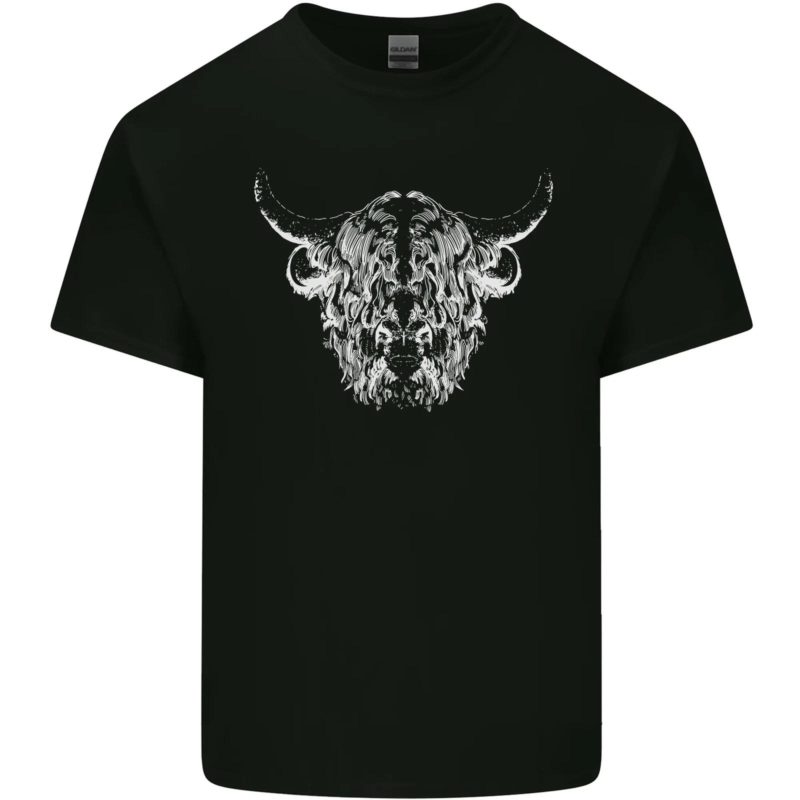 

A Highland Cow Design Kids T-Shirt Childrens XL