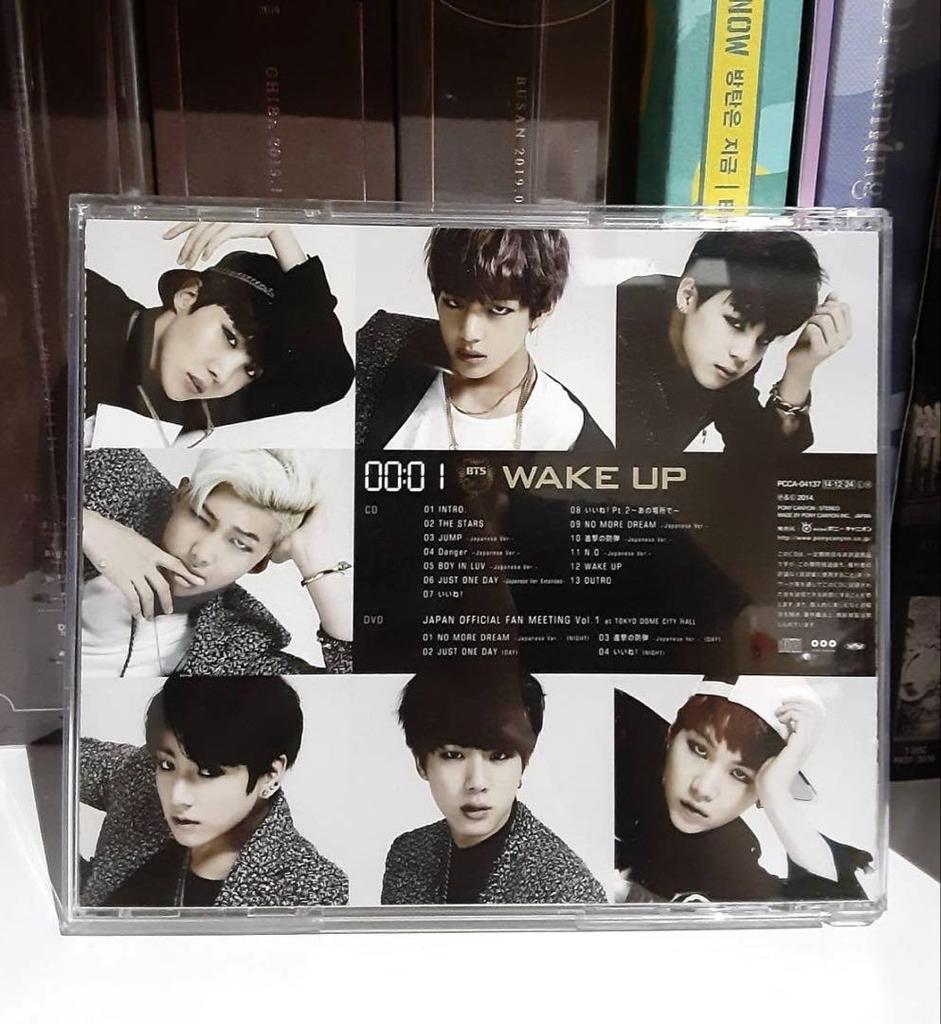 [USED] BTS WAKE UP First Limited Edition A CD DVD