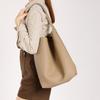 Hot Selling Women's Bags, Armpit Shoulder Bags, Commuting High-end Tote Bags, Large Capacity Women's Bags, Hand-held Leather Bucket Bags