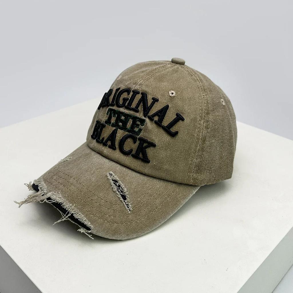 New Unisex Embroidered Letters Retro Baseball Hats Sunshade Broken Style Versatile Personal Peaked Caps Fashion Distress Street