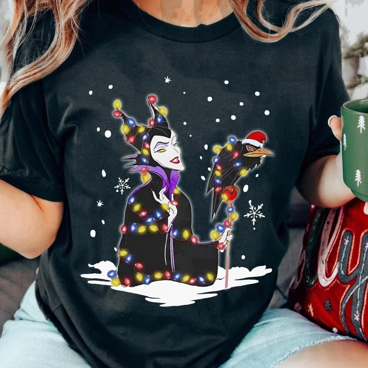 Maleficent Santa Hat Christmas Lights Sleeping Beauty Villain Tshirt Women M