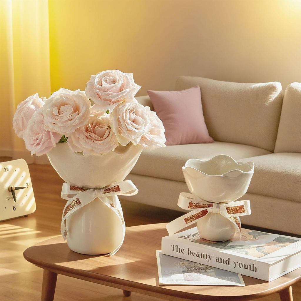 Elegant Luxury Small Vase for Wedding Decor and Floral Arrangements