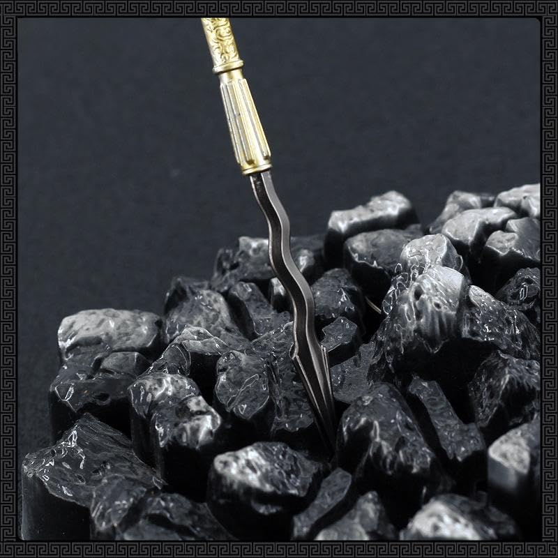 [Nekogamiyama] Suikoden: Heroic General Lin Chong's Snake Spear, 22cm Long / Miniature Figure, Collectible, Interior Decor