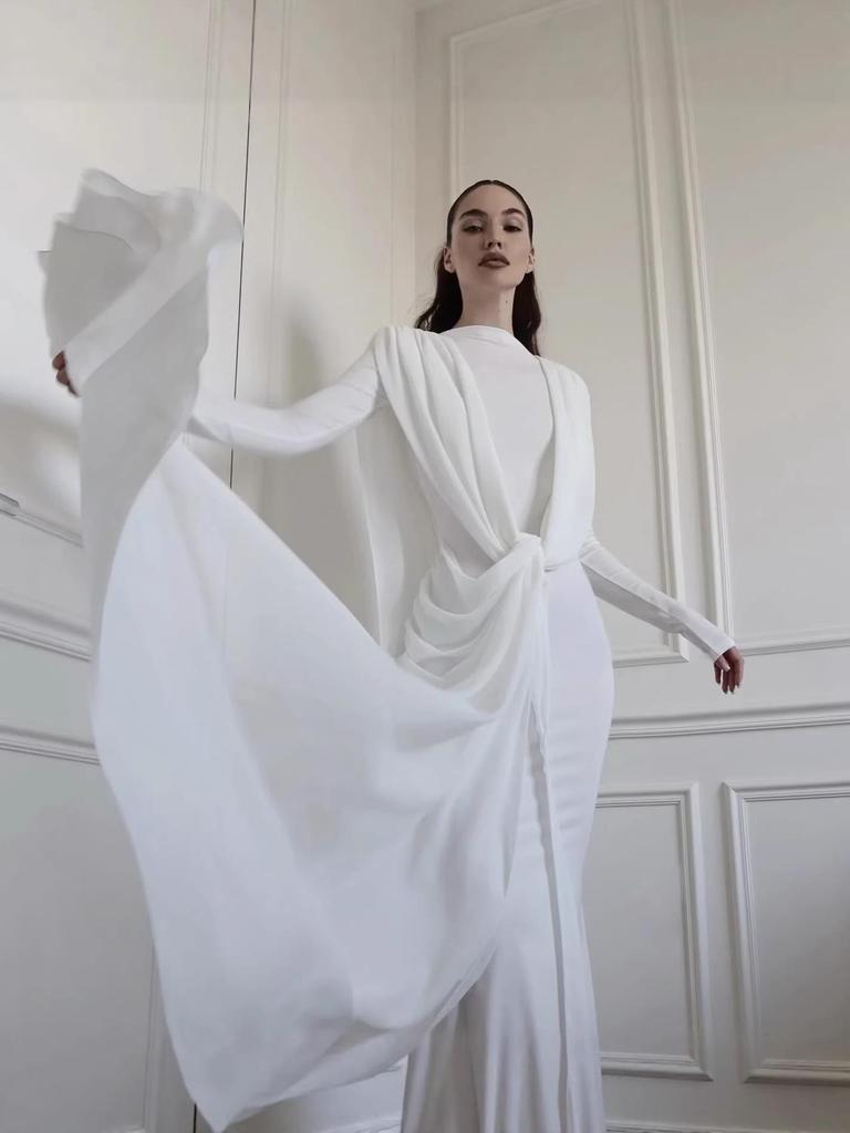 White High-Neck Long-Sleeve Formal Dress with Artistic Chest Decoration