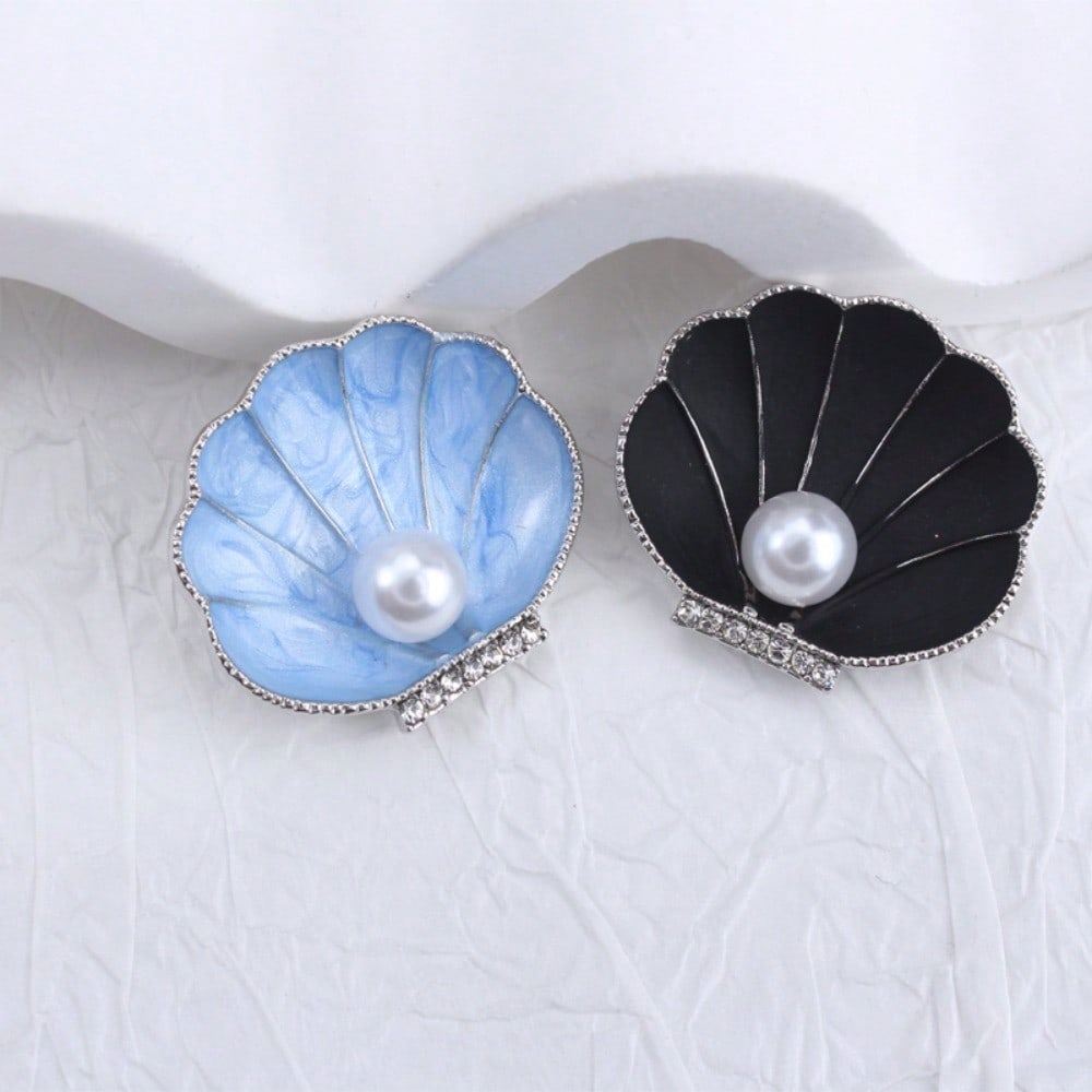 Women's Brooch - Pearl Inlaid Style, Retro Elegant & Fashion Creative, Exquisite Craftsmanship, Embellishes Bags, Ideal for Gift