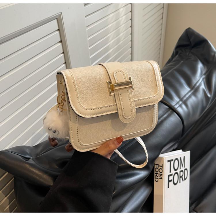 2023 Winter New Bag Female Trendy Fashion Shoulder Bag Casual Niche Small Square Bag Korean Personality Diagonal Cross Bag
