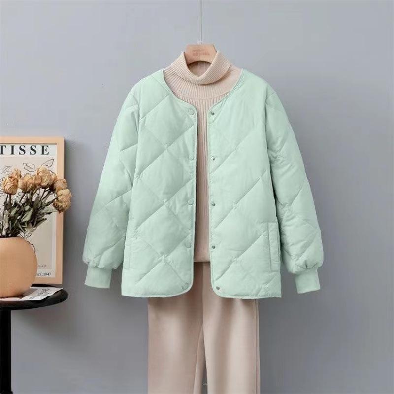 2024 Autumn & Winter Women's Hong Kong Style Short Down Jacket - Diamond Pattern, Lightweight & Loose Fit