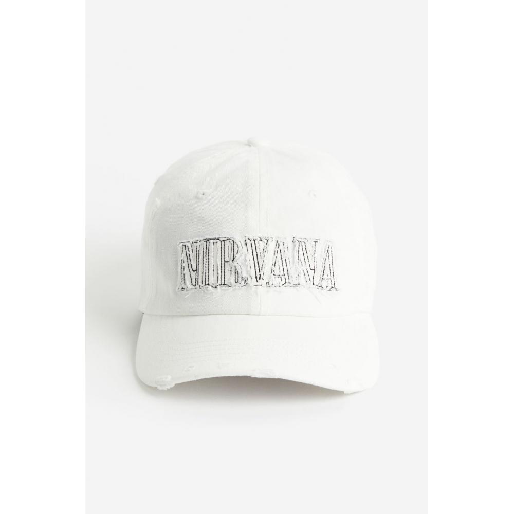 

Саржевая кепка HM Applique White Nirvana