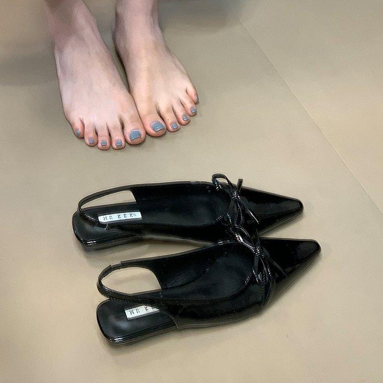 

[Armano] Sandals women s summer skirt French bag head thick heel pointed bow temperament white single shoes 35