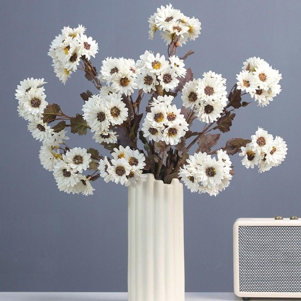 Eco-Friendly Artificial Daisy Flowers Handmade Silk Flowers Fake Chamomile Flowers  Office Decor