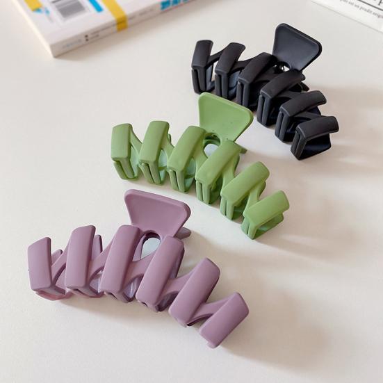 Head Clip Trendy Beautiful Strong Claw Large Size Eco-friendly Daily Styling Resin Solid Color Shark Clip Hair Accessories