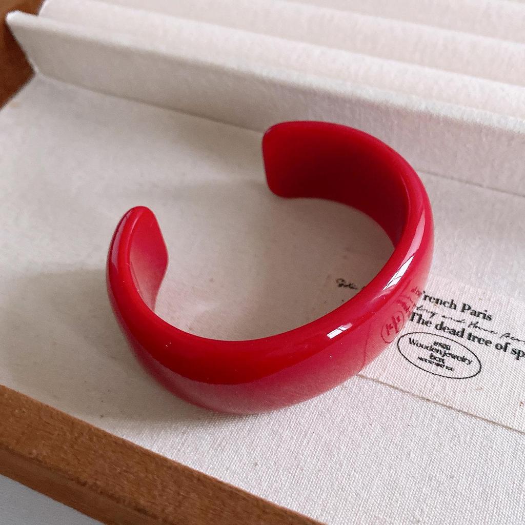 Luxuriöses europäisches & amerikanisches geometrisches offenes Acryl-Armreif-Armband