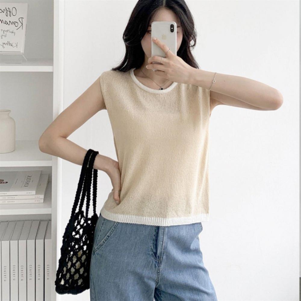 New Arrivals Open Run Women Color Block Round Neck Semi Crop Summer Knit Sleevel