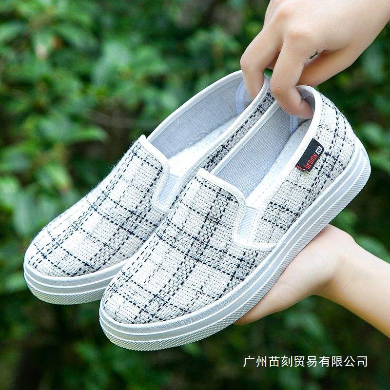 Fashion canvas shoes breathable deodorant low-top flat shoes cover feet non-slip cloth shoes